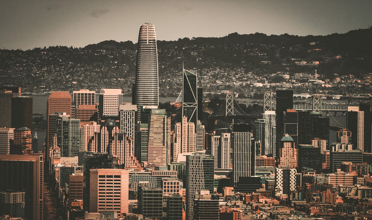 與廣州相比 與廣州相比